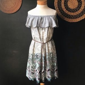 🌺Express Brand off the shoulder boho dress